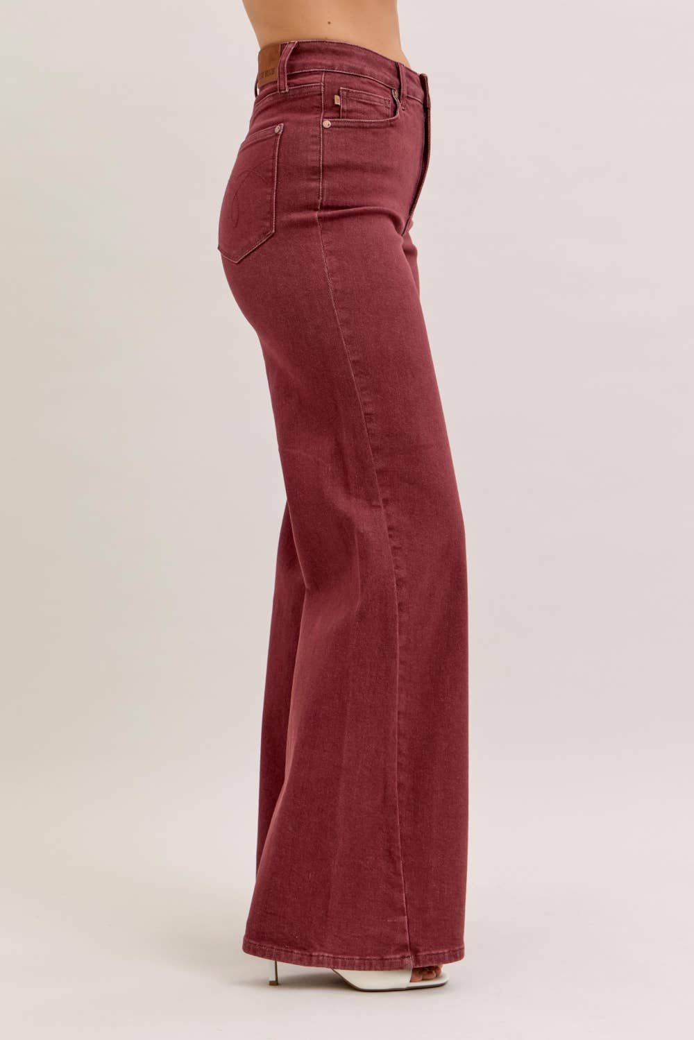 Retro Twisted Seams