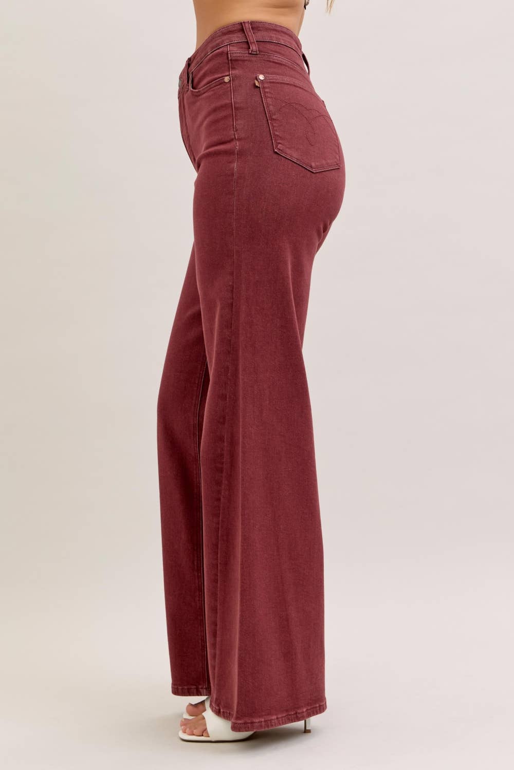 Retro Twisted Seams