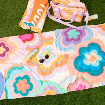 Trippy Dippy Towel