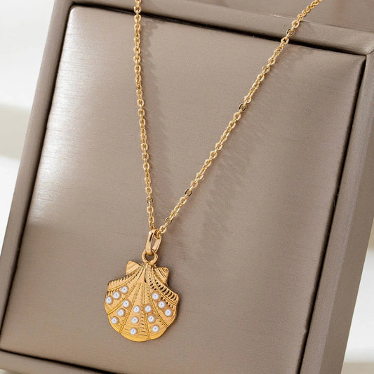 Pearla Pendant