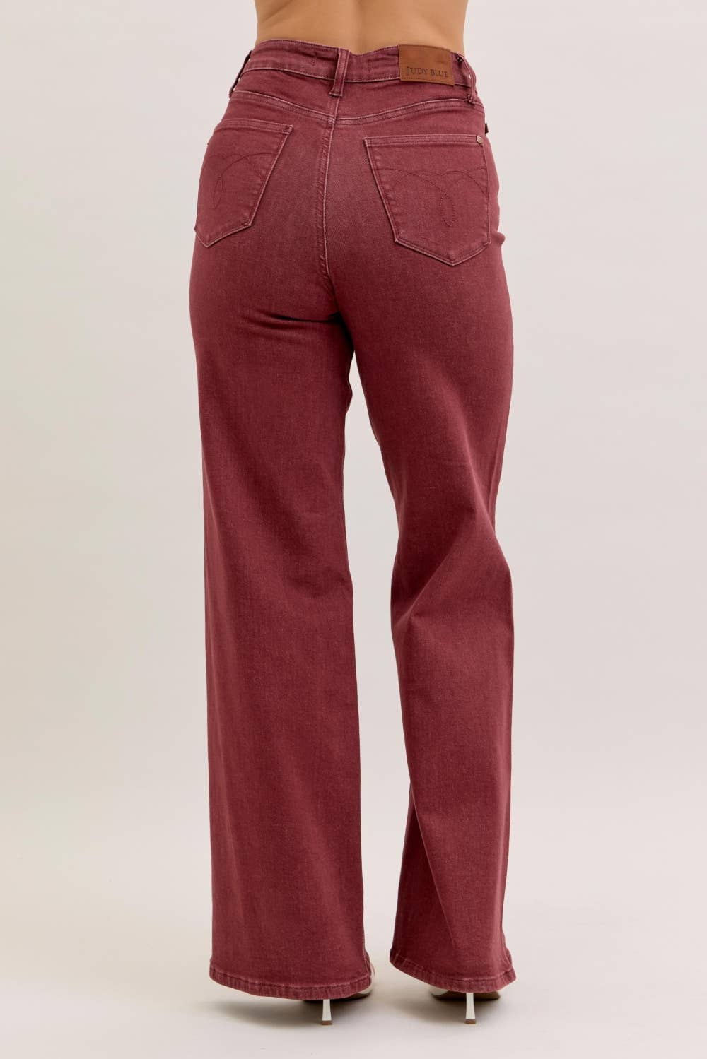 Retro Twisted Seams