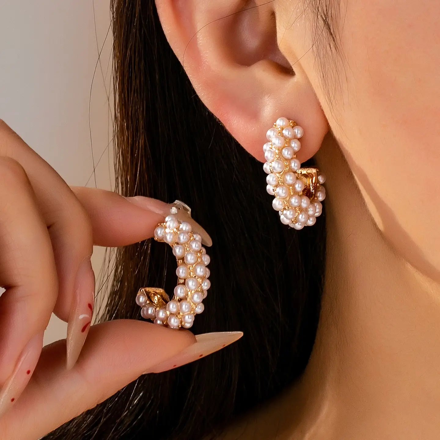 Muse Pearl Hoop